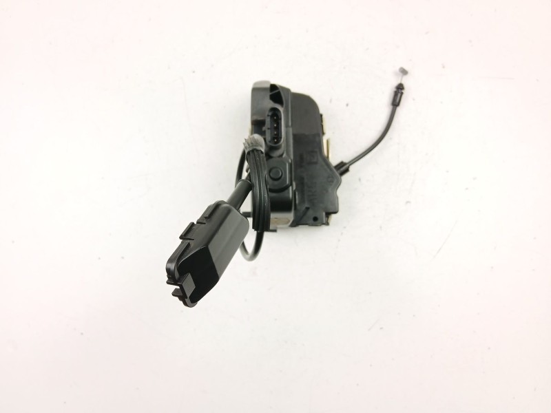 Recambio de cerradura puerta trasera izquierda para renault laguna ii (bg0/1_) 1.9 dci referencia OEM IAM 8200000657  
