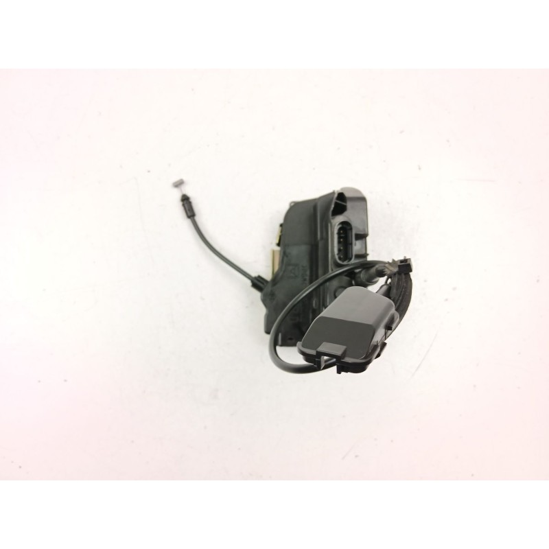 Recambio de cerradura puerta trasera derecha para renault laguna ii (bg0/1_) 1.9 dci referencia OEM IAM 8200000658  