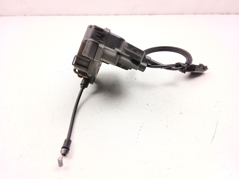 Recambio de cerradura puerta delantera derecha para renault laguna ii (bg0/1_) 1.9 dci referencia OEM IAM 8200000662  