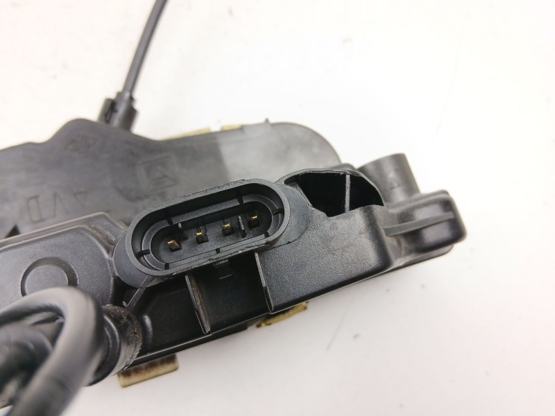 Recambio de cerradura puerta delantera derecha para renault laguna ii (bg0/1_) 1.9 dci referencia OEM IAM 8200000662  