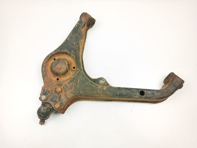 Recambio de brazo suspension inferior delantero derecho para suzuki vitara 1.9 d referencia OEM IAM 4520156B01  