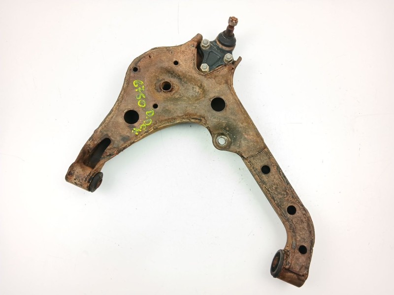 Recambio de brazo suspension inferior delantero derecho para suzuki vitara 1.9 d referencia OEM IAM 4520156B01  