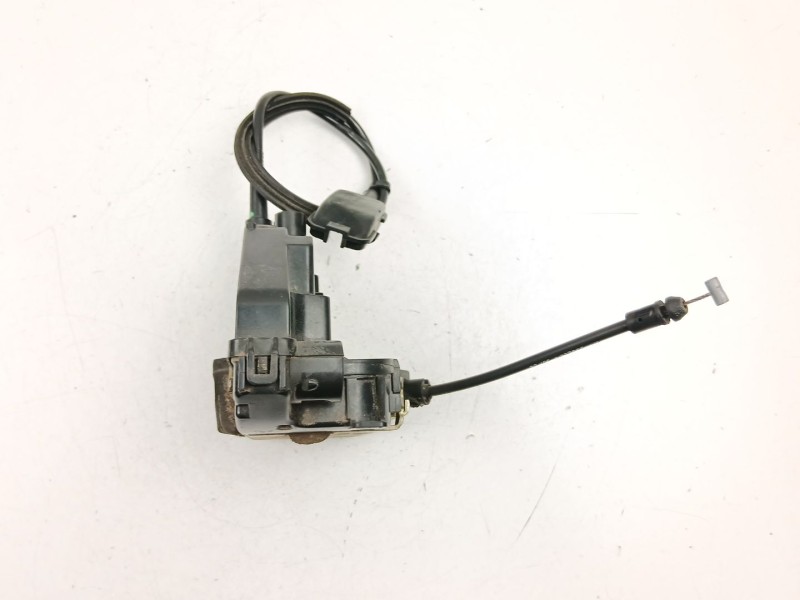 Recambio de cerradura puerta delantera derecha para nissan primera 1.9 d referencia OEM IAM 80500BA20A  