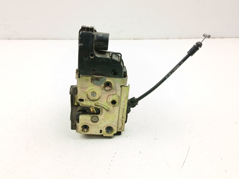 Recambio de cerradura puerta delantera derecha para nissan primera 1.9 d referencia OEM IAM 80500BA20A  