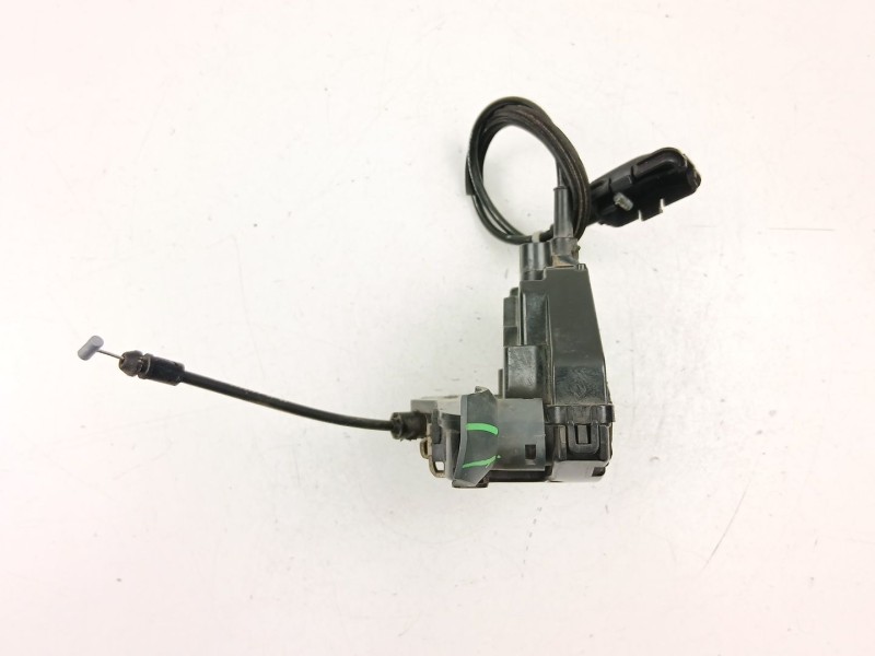 Recambio de cerradura puerta delantera izquierda para nissan primera 1.9 d referencia OEM IAM 80501BA20A  
