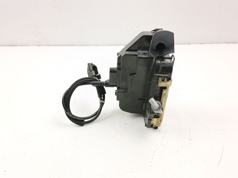 Recambio de cerradura puerta delantera izquierda para nissan primera 1.9 d referencia OEM IAM 80501BA20A  