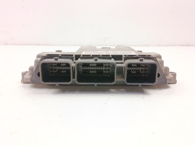 Recambio de centralita para nissan primera 1.9 d referencia OEM IAM 23710AW33B 8200391966 8200514129