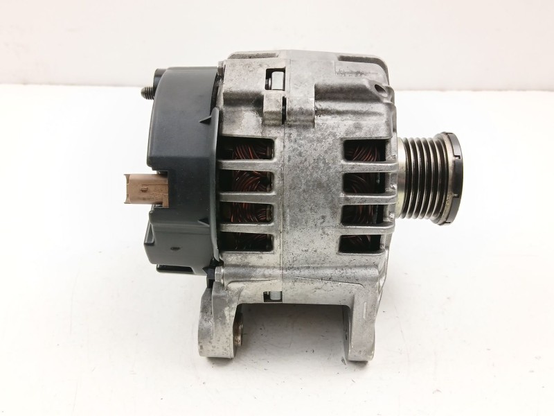Recambio de alternador para renault laguna ii (bg0/1_) 1.9 dci referencia OEM IAM 7700426849 SG12B017 