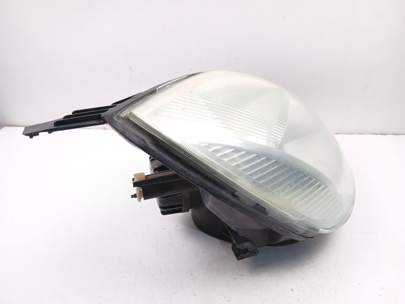 Recambio de faro derecho para ford fiesta v (jh_, jd_) 1.4 16v referencia OEM IAM 2S6X13W029CE  