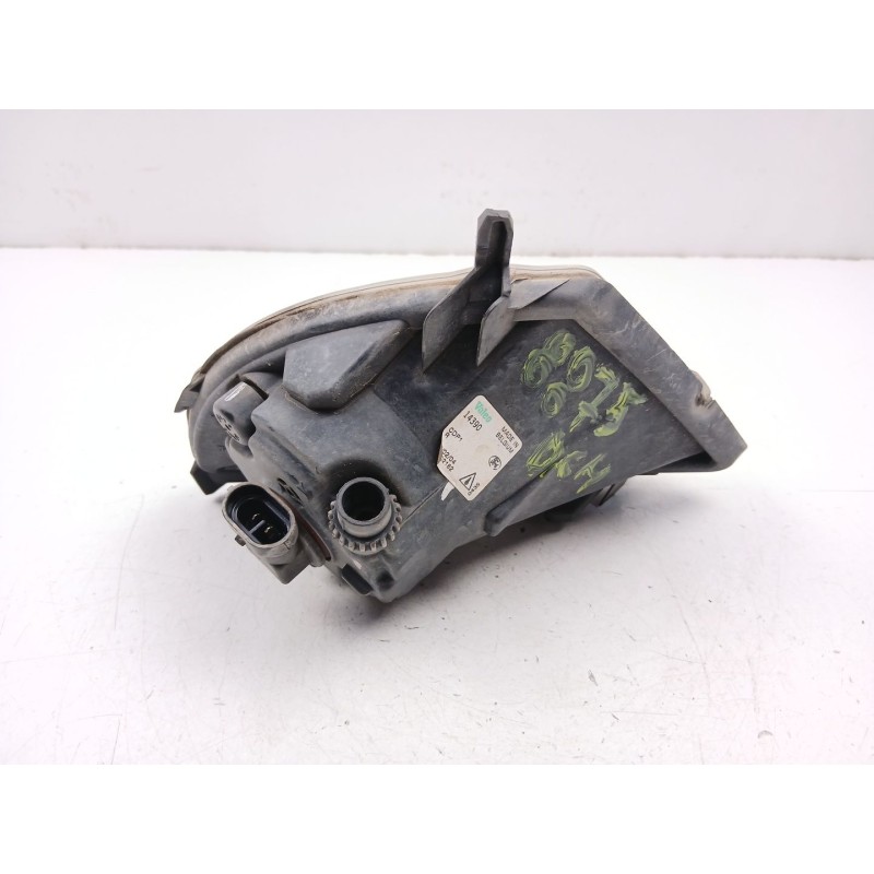 Recambio de antiniebla derecho para ford fiesta v (jh_, jd_) 1.4 16v referencia OEM IAM 2S6115K201AB 89202182 
