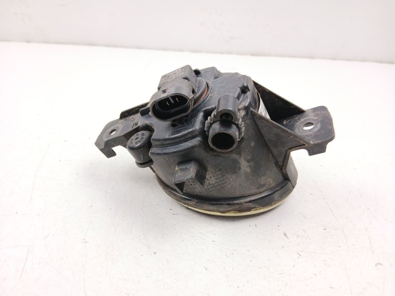 Recambio de antiniebla izquierdo para nissan primera 1.9 d referencia OEM IAM 2615589905 89202711 