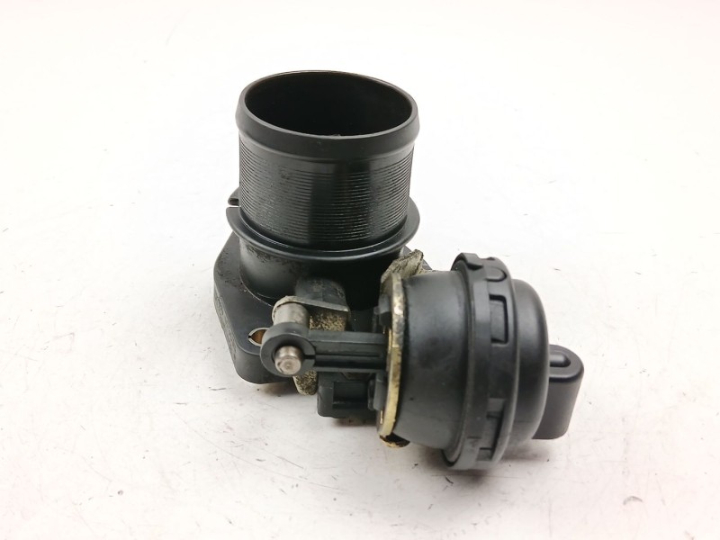 Recambio de caja mariposa para nissan primera 1.9 d referencia OEM IAM 1611800Q0B  