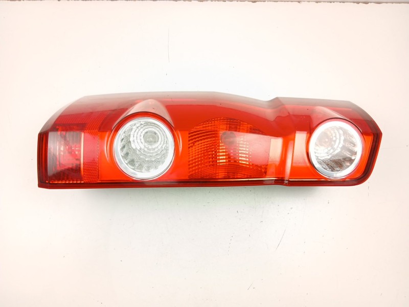 Recambio de piloto trasero izquierdo para volkswagen crafter 30-35 autobús (2e_) 2.5 tdi referencia OEM IAM 2E0945095  