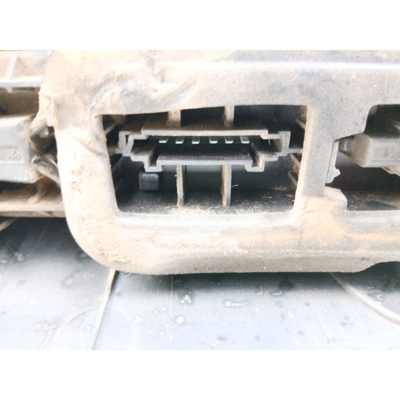 Recambio de piloto trasero derecho para volkswagen crafter 30-35 autobús (2e_) 2.5 tdi referencia OEM IAM 2E0945096  