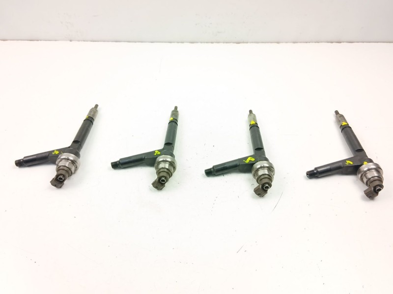 Recambio de inyectores juego para opel combo furgoneta/monovolumen 1.7 cdti 16v referencia OEM IAM 8973138613  