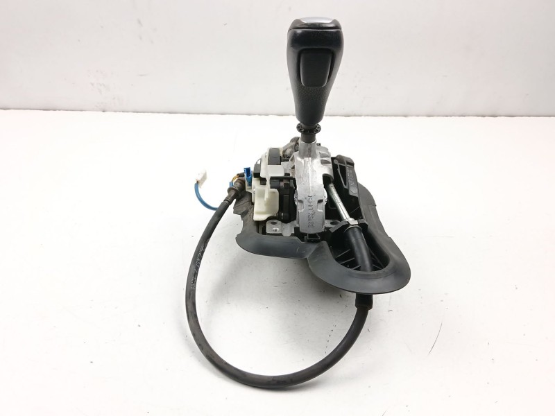 Recambio de palanca cambio automatico para bmw serie 1 coupe (e82) 123d referencia OEM IAM 25167577600  