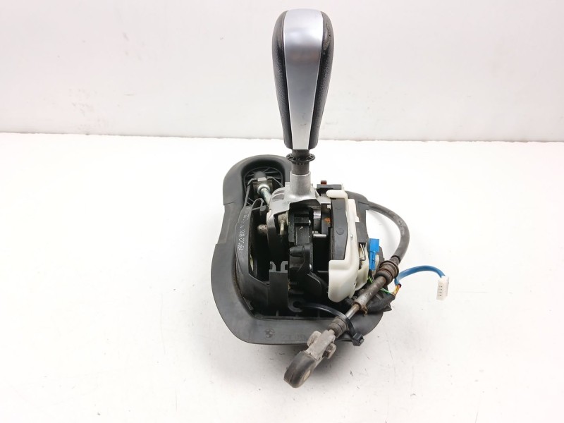 Recambio de palanca cambio automatico para bmw serie 1 coupe (e82) 123d referencia OEM IAM 25167577600  
