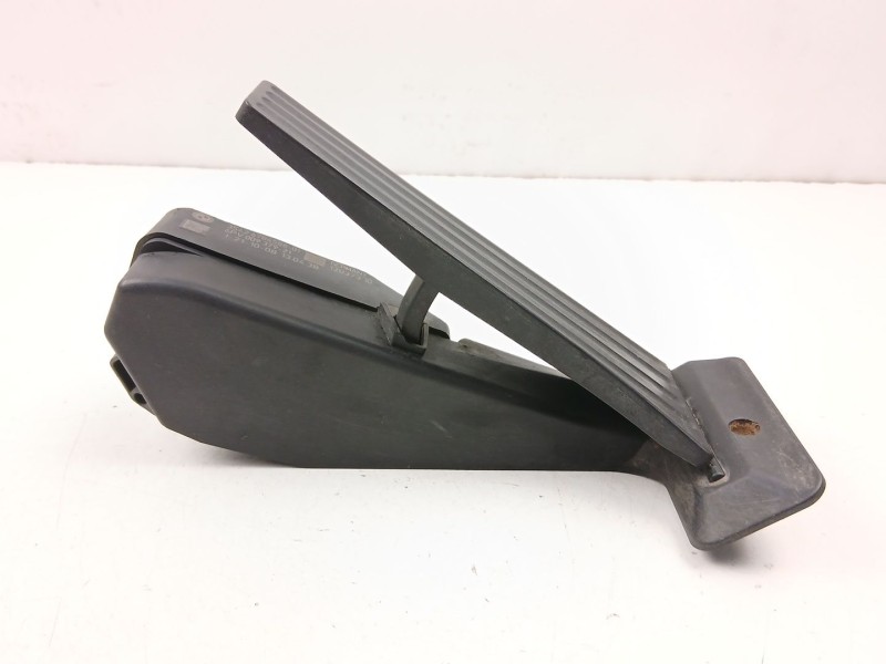 Recambio de potenciometro aceleracion para bmw serie 1 coupe (e82) 123d referencia OEM IAM 35426786588 6PV00937921 