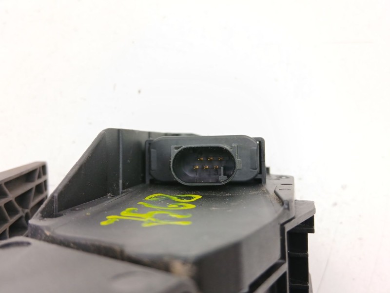 Recambio de potenciometro aceleracion para bmw serie 1 coupe (e82) 123d referencia OEM IAM 35426786588 6PV00937921 