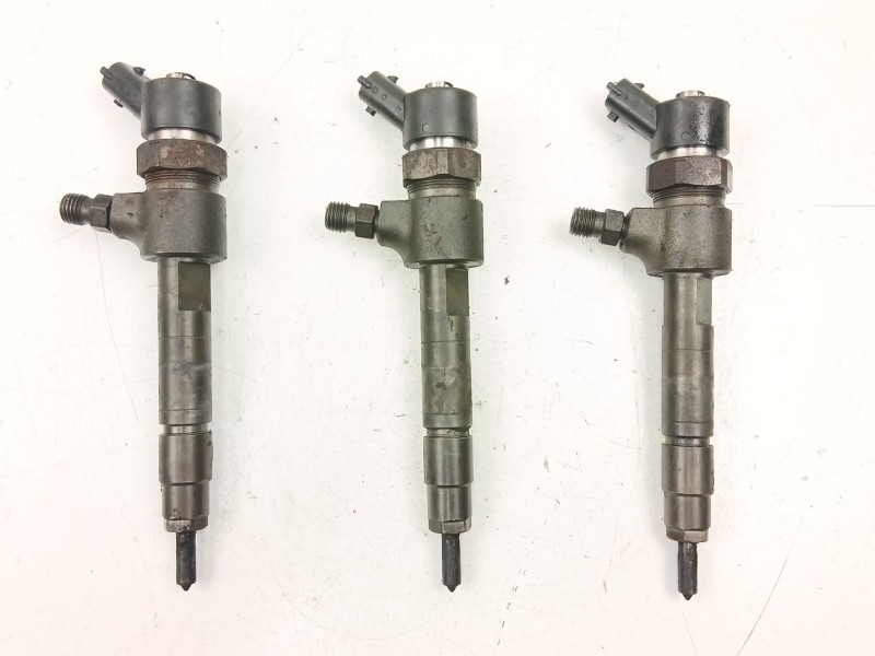 Recambio de inyectores juego para fiat stilo (192_) 1.9 jtd (192_xe1a) referencia OEM IAM 73501139 0445110119 