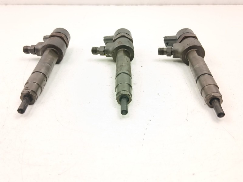 Recambio de inyectores juego para fiat stilo (192_) 1.9 jtd (192_xe1a) referencia OEM IAM 73501139 0445110119 