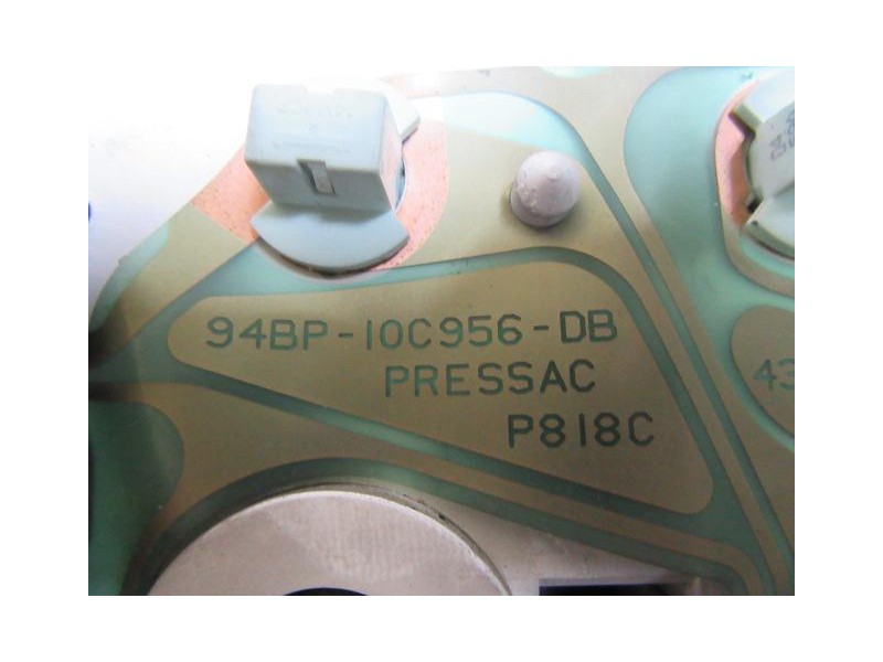 Recambio de cuadro instrumentos : ford mondeo : 1.8 td /rfm (88,37cv) 5p [1994] para ford mondeo 1.8 td /rfm referencia OEM IAM 