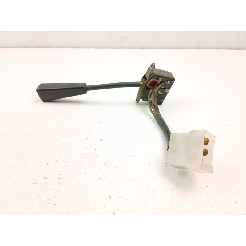 Recambio de mando luces y limpias para nissan trade caja/chasis 2.8 d referencia OEM IAM 015063180  015065120