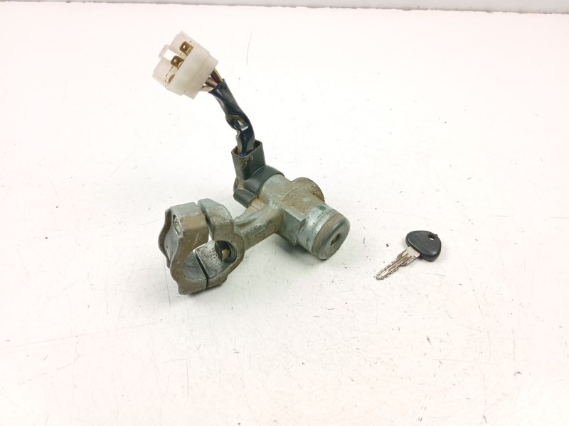 Recambio de conmutador de arranque para nissan trade caja/chasis 2.8 d referencia OEM IAM 015062721  