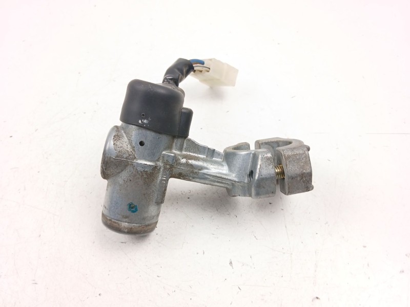 Recambio de conmutador de arranque para nissan trade caja/chasis 2.8 d referencia OEM IAM 015062721  