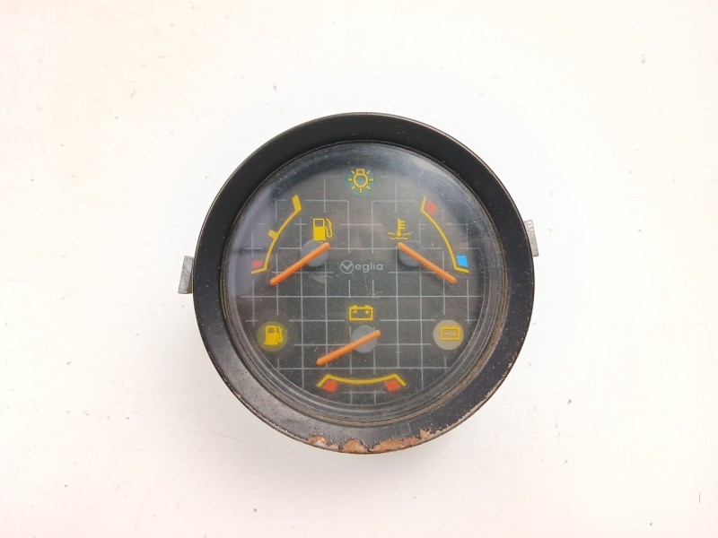 Recambio de cuadro instrumentos para nissan trade caja/chasis 2.8 d referencia OEM IAM 015062590  015063390