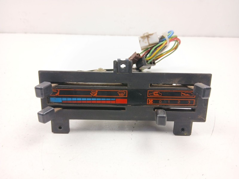Recambio de mandos calefaccion aire para nissan trade caja/chasis 2.8 d referencia OEM IAM 014053823  