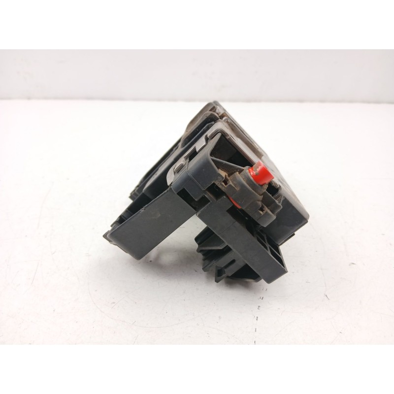 Recambio de cerradura puerta trasera derecha para opel combo furgoneta/monovolumen 1.7 cdti 16v referencia OEM IAM 13157757  