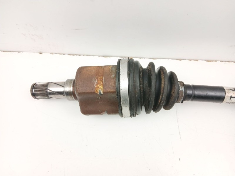 Recambio de transmision delantera izquierda para opel combo furgoneta/monovolumen 1.7 cdti 16v referencia OEM IAM 13101629  