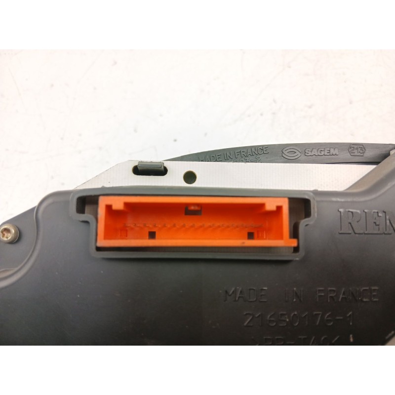 Recambio de cuadro instrumentos para renault clio ii (bb_, cb_) 1.9 dti (b/cb0u) referencia OEM IAM 8200072506  