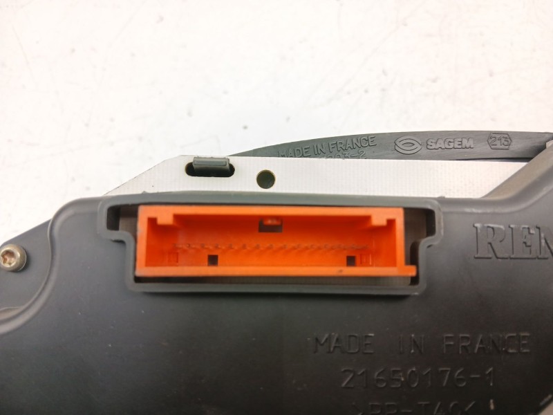 Recambio de cuadro instrumentos para renault clio ii (bb_, cb_) 1.9 dti (b/cb0u) referencia OEM IAM 8200072506  