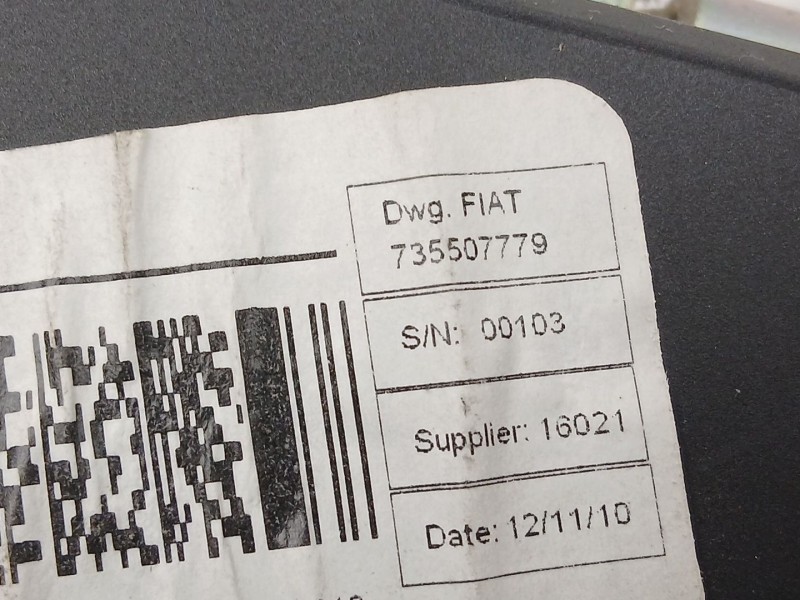 Recambio de cinturon seguridad delantero izquierdo para peugeot boxer autobús 3.0 hdi 145 referencia OEM IAM 735507779  