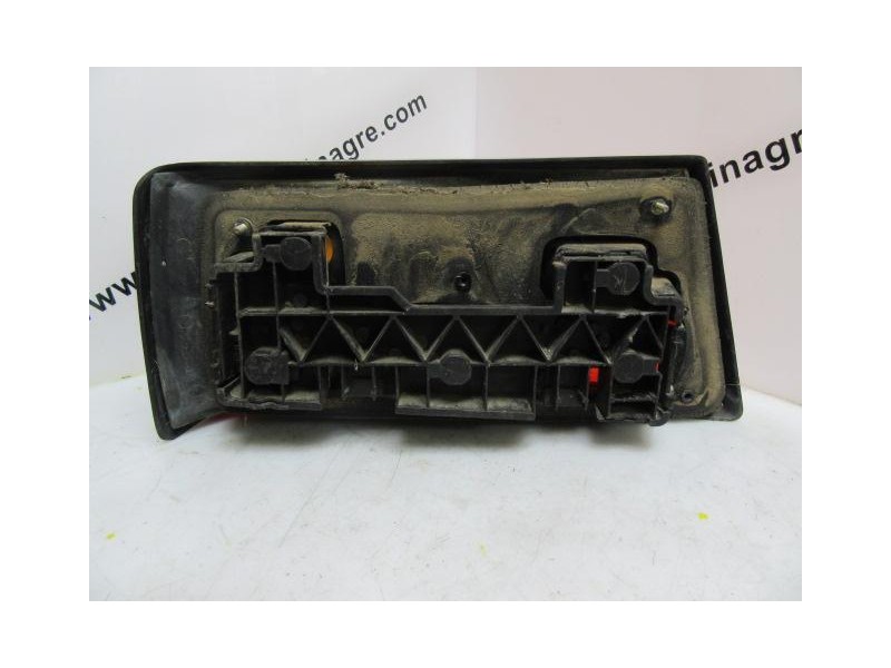 Recambio de piloto trasero dch. : ford orion : 1.6 g /lu (88,37cv) [1989] para ford orion 1.6 g /lu referencia OEM IAM   