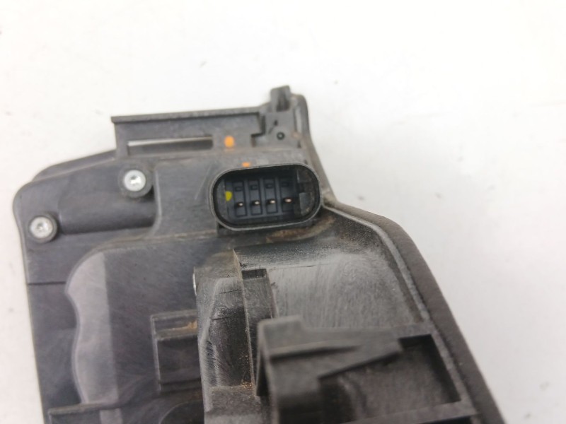 Recambio de cerradura puerta trasera derecha para bmw x1 (f48) sdrive 18 d referencia OEM IAM 7281940  