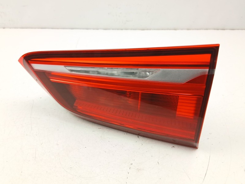 Recambio de piloto porton derecho para bmw x1 (f48) sdrive 18 d referencia OEM IAM 7350698  