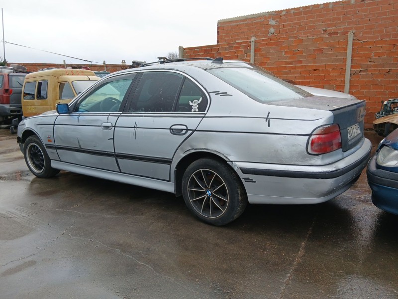 bmw 5 (e39) del año 1996
