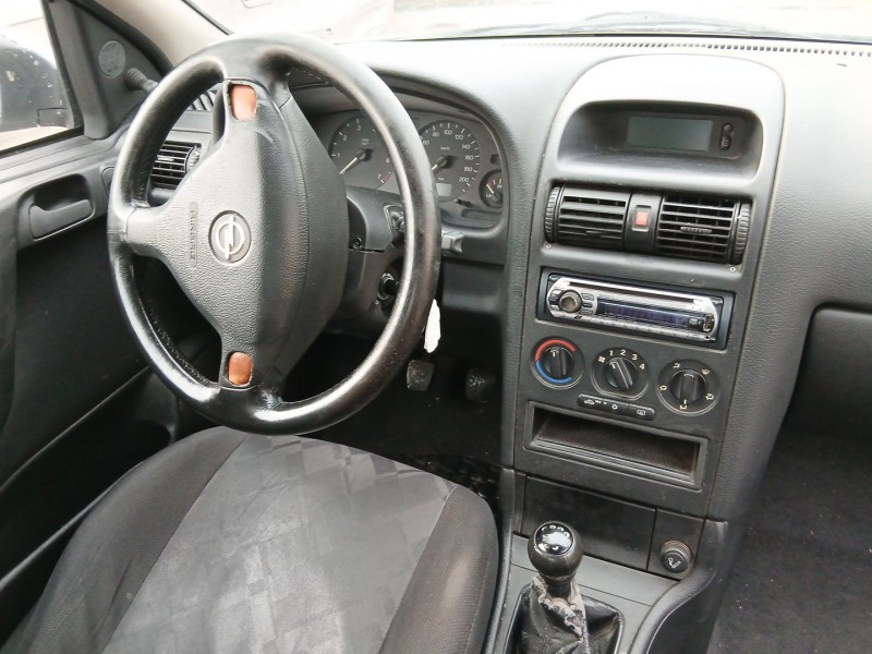opel astra g hatchback (t98) del año 1998