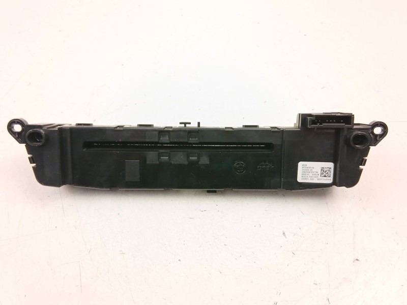 Recambio de radio cd/mp3 para bmw x1 (f48) sdrive 18 d referencia OEM IAM 9322123 9371455 65829286699