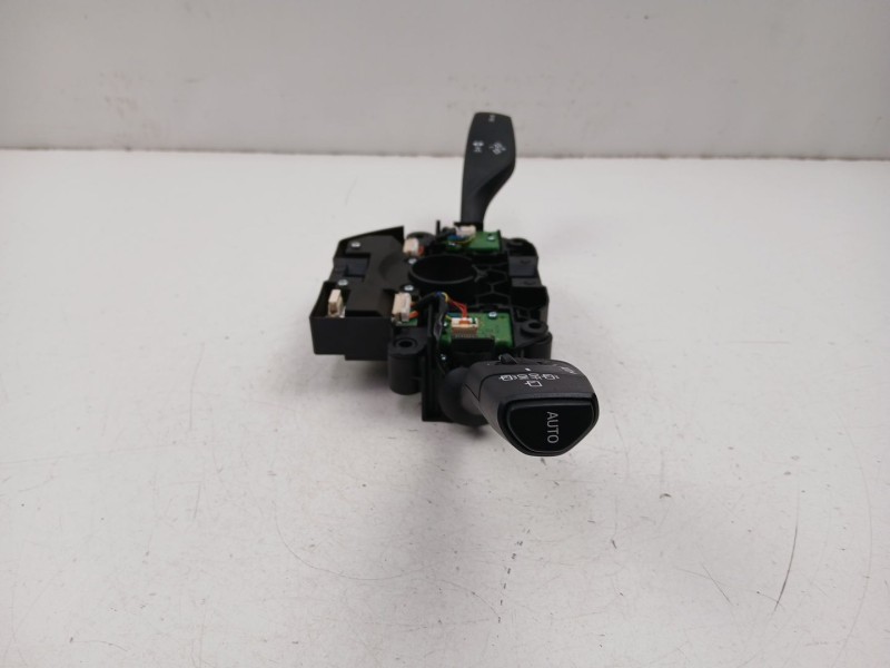 Recambio de mando luces y limpias para bmw x1 (f48) sdrive 18 d referencia OEM IAM 9368597  