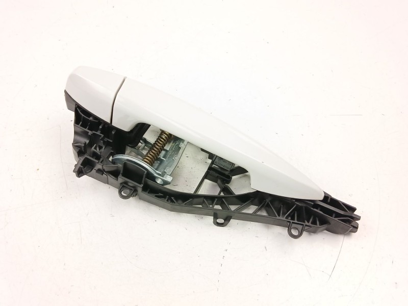 Recambio de manilla trasera derecha para bmw x1 (f48) sdrive 18 d referencia OEM IAM 51217401210  