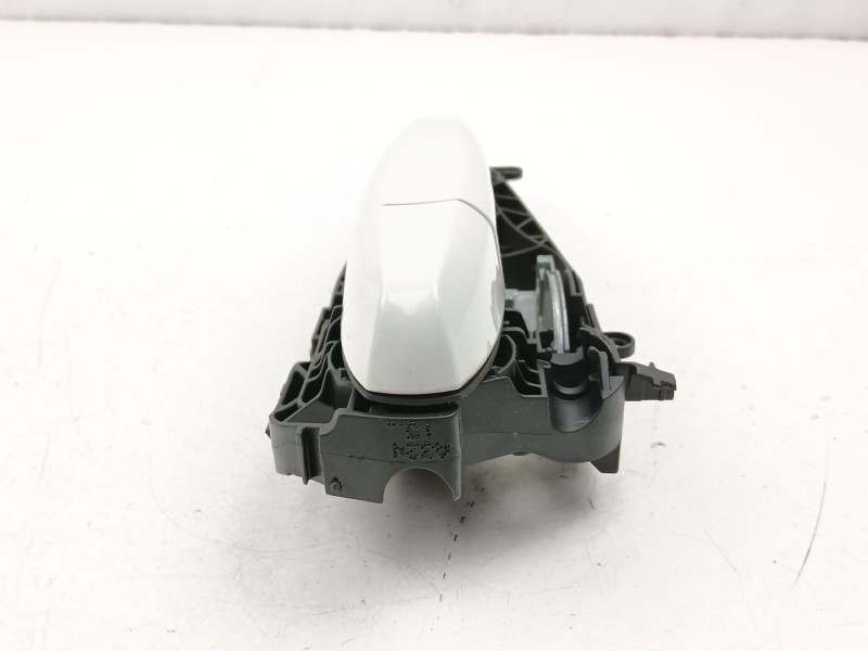 Recambio de manilla trasera derecha para bmw x1 (f48) sdrive 18 d referencia OEM IAM 51217401210  