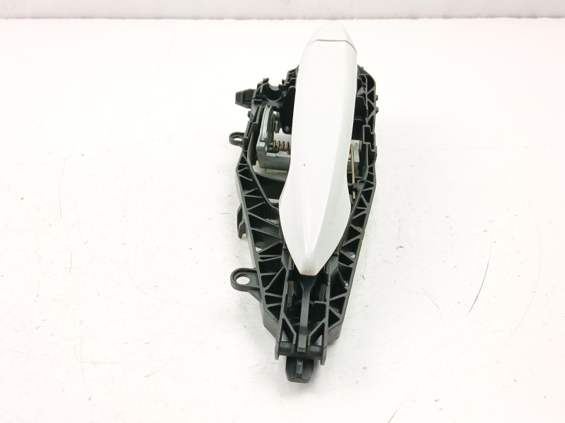 Recambio de manilla trasera derecha para bmw x1 (f48) sdrive 18 d referencia OEM IAM 51217401210  