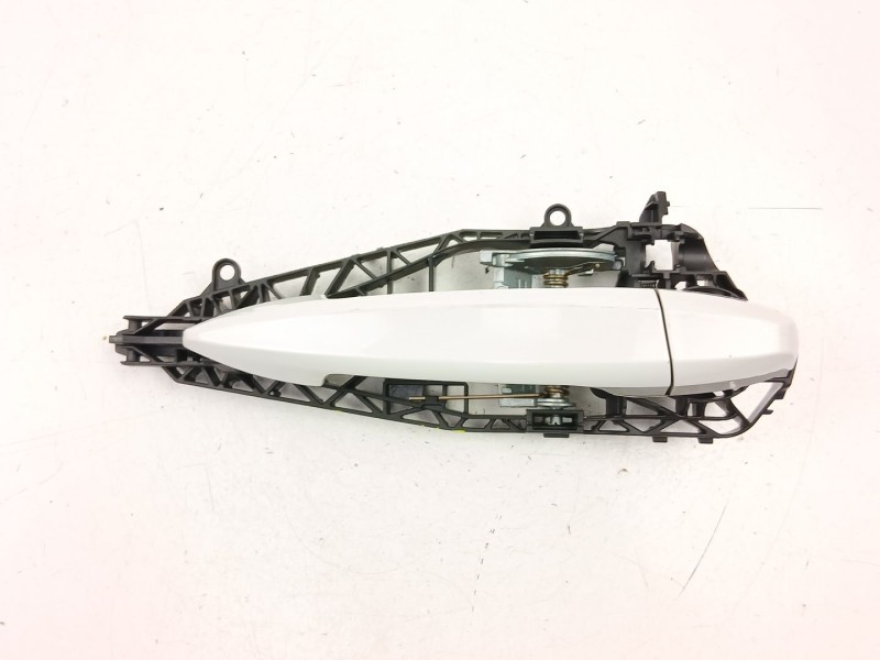 Recambio de manilla delantera derecha para bmw x1 (f48) sdrive 18 d referencia OEM IAM 51217401210  