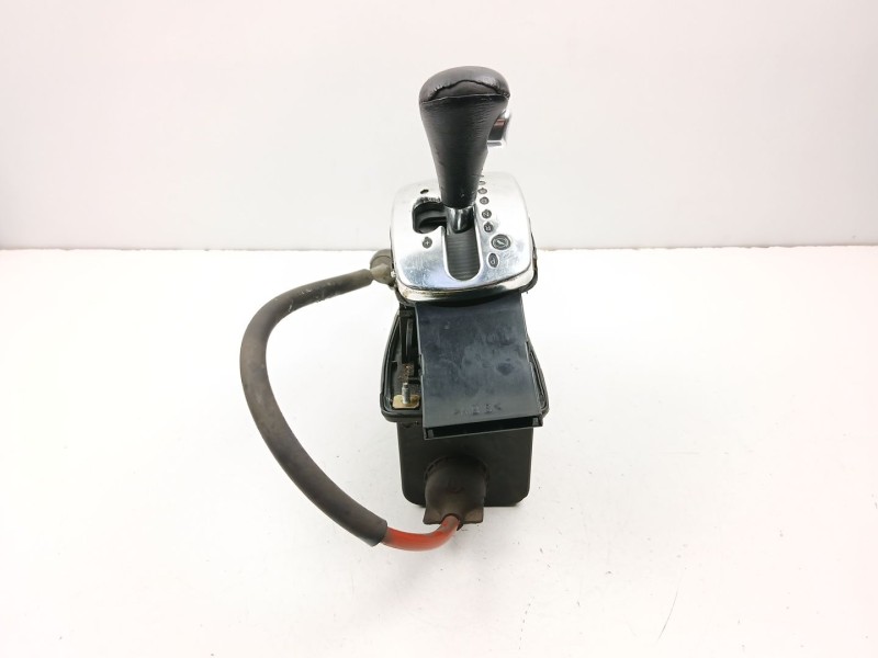 Recambio de palanca cambio automatico para audi a6 c5 (4b2, 4b4) 2.4 referencia OEM IAM 4B0713041F  