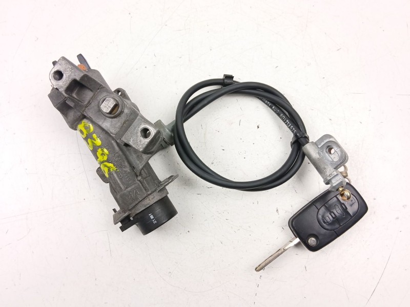 Recambio de conmutador de arranque para audi a6 c5 (4b2, 4b4) 2.4 referencia OEM IAM 4B0905851B  