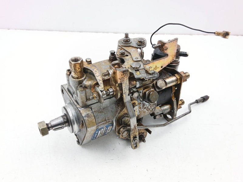 Recambio de bomba inyectora diesel para nissan trade caja/chasis 2.8 d referencia OEM IAM 744000097 C8550A222A 